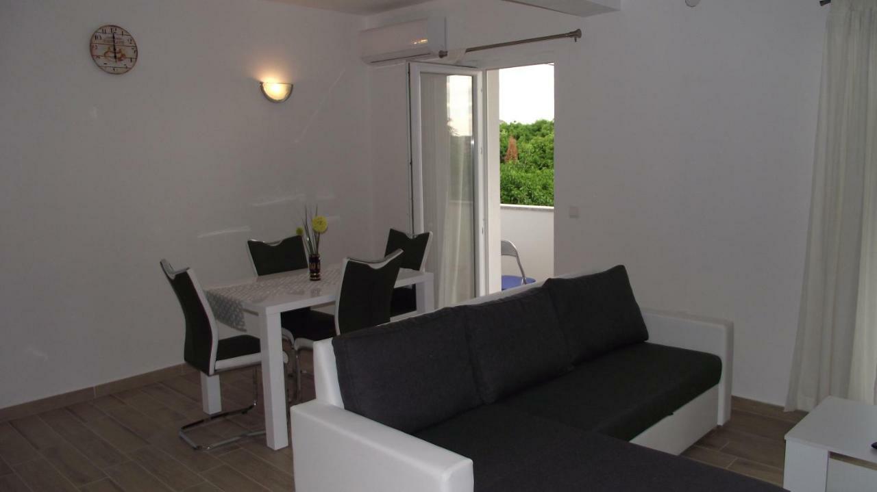 Apartmani Filip Zadar Diklo Extérieur photo