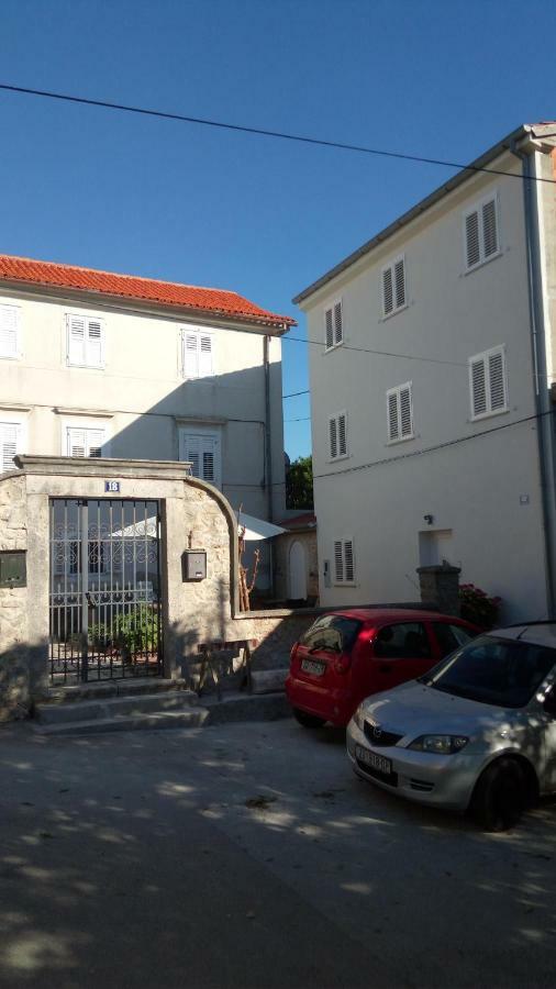 Apartmani Filip Zadar Diklo Extérieur photo